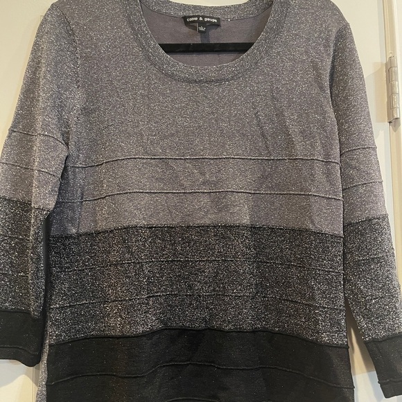 Cable & Gauge Sparkly Gray Sweater - Picture 5 of 7
